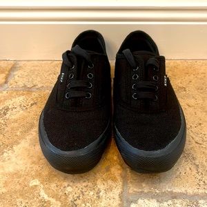 Bohempia - Hemp Canvas Sneakers